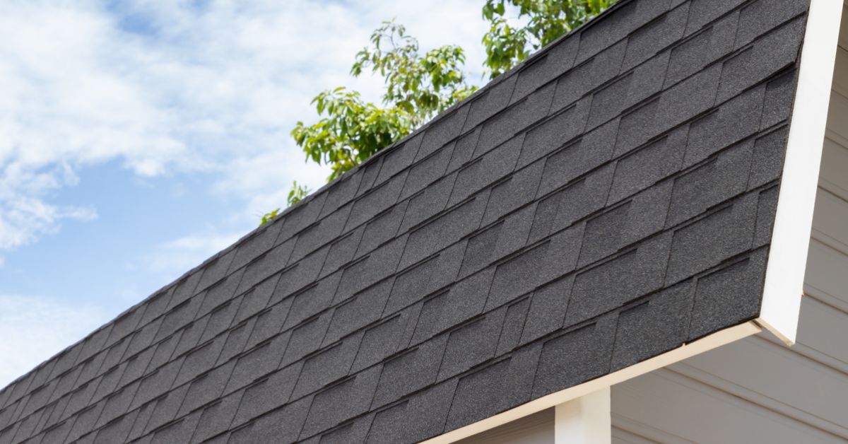 Gonty bitumiczne jako sposób na trwały i estetyczny dach